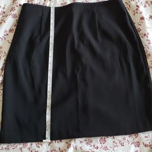 Black mini pencil skirt